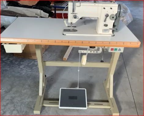 SIECK Kl. 138-6 9020U 20U53 medium duty zig zag sewing machine, 10 mm zig zag width, complete on table with 220 V adjustable speed electronic motor, brandnew