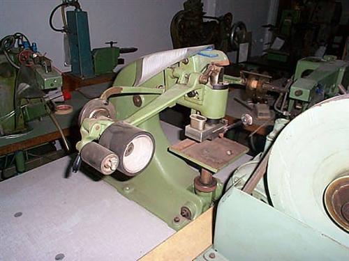 MÜLLER & KURTH Typ 46 foot lever stamping machine with foil device, good working radius, working surface 60 x 40 mm