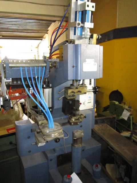BRUSTIA Typ PTP 983 hydropneumatische Absatznagelmaschine mit sequentieller Nagelung, 7 Nägel und eine Schraube, Baujahr 1997