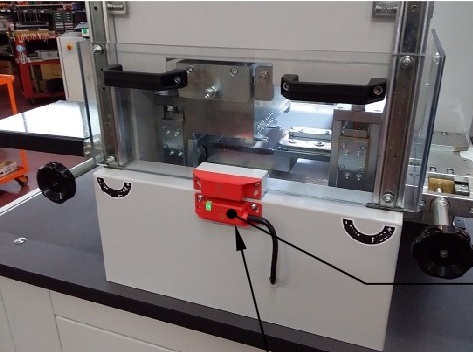 SIECK Typ 193 MKO M+K full hydraulic automatic free and easy programable punching, decorative punching and belt length cutting machine, with 2 tools positions (available also with 3 position as embossing tool) the sliding positions brandnew