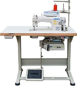 Juki ddl 8700 7 WB SC 920 CP 180 Flachnähmaschine Schnellnäher mit Fadenabschneidung, Verriegelung, komplett auf Gestell mit Elektronik Motor